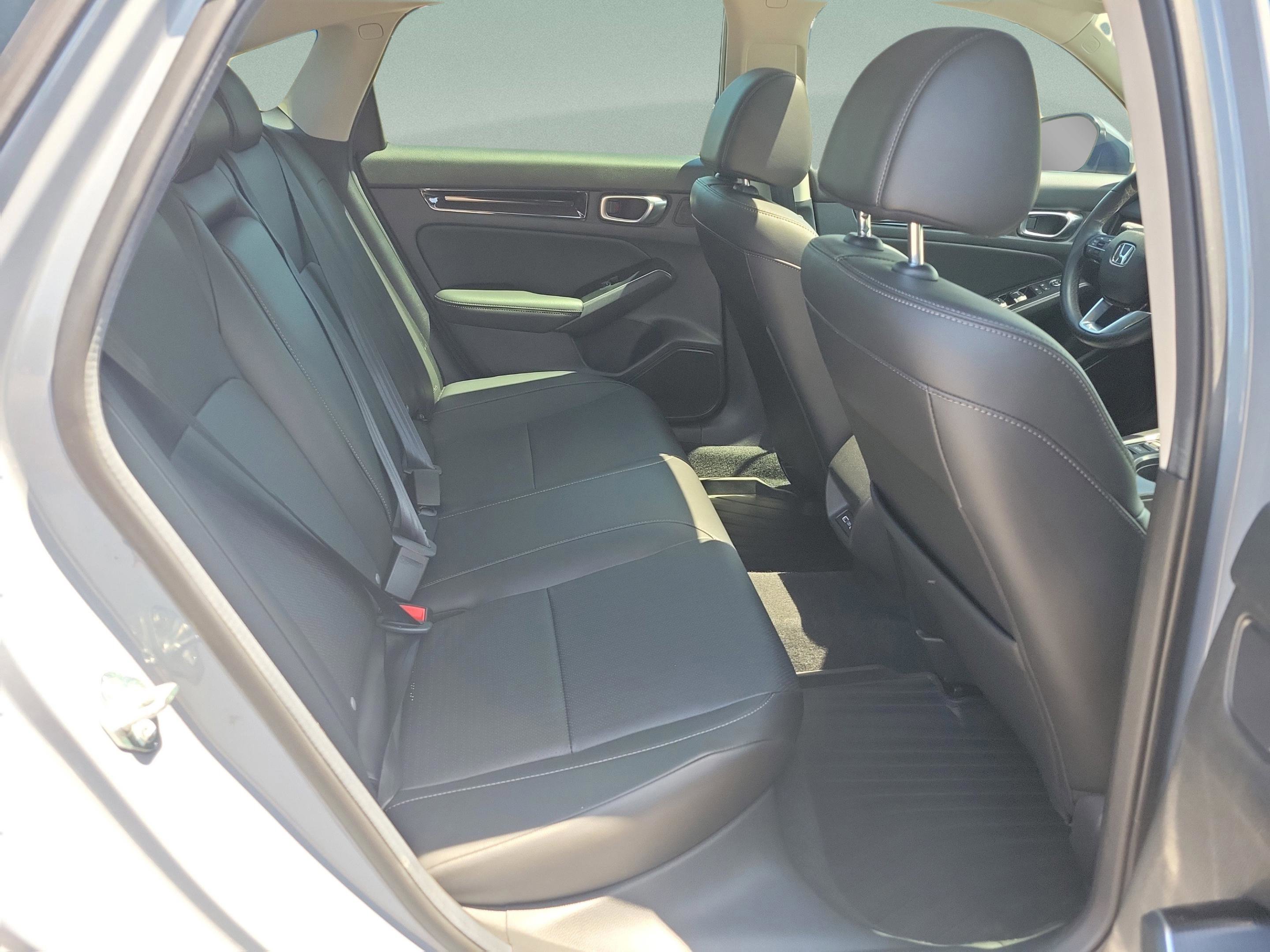 Used 2024 Honda Civic Touring image 10
