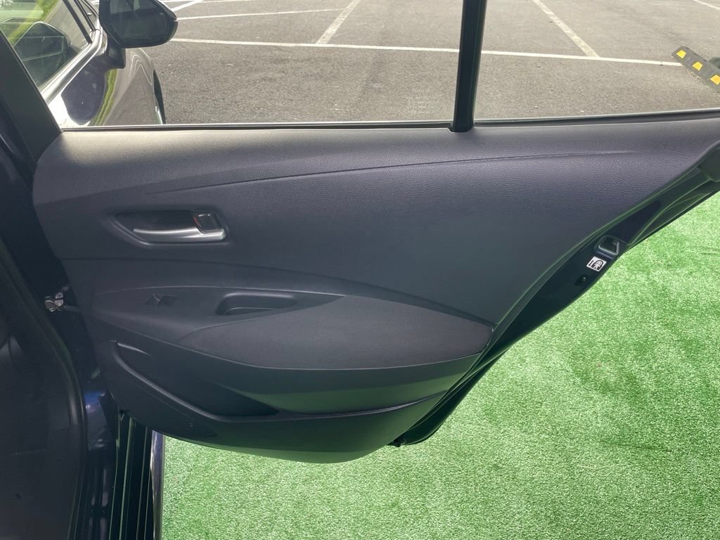Used 2020 Toyota Corolla LE FWD image 38