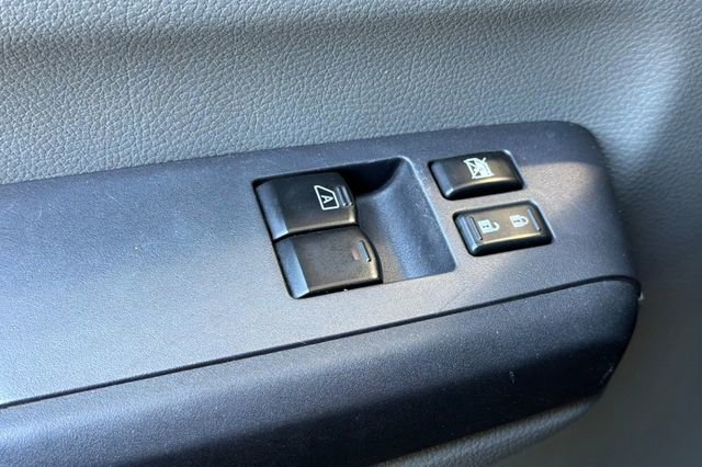Used 2019 Nissan NV 3500 SL RWD image 12