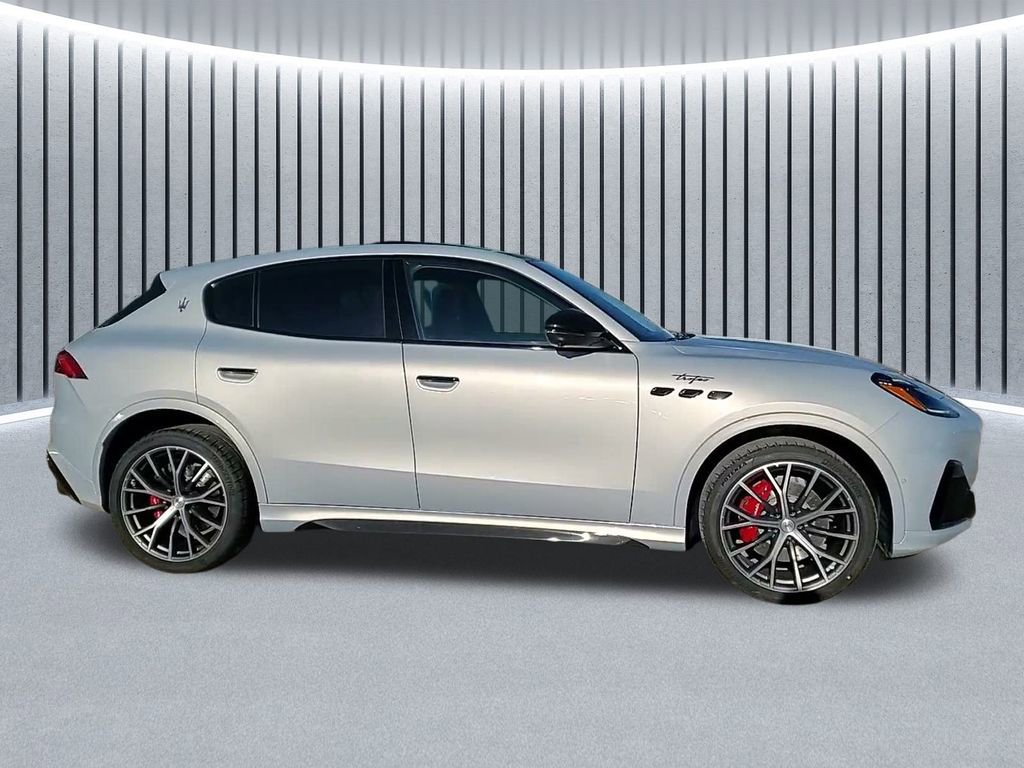 New 2026 Maserati Grecale Trofeo AWD/4WD image 4