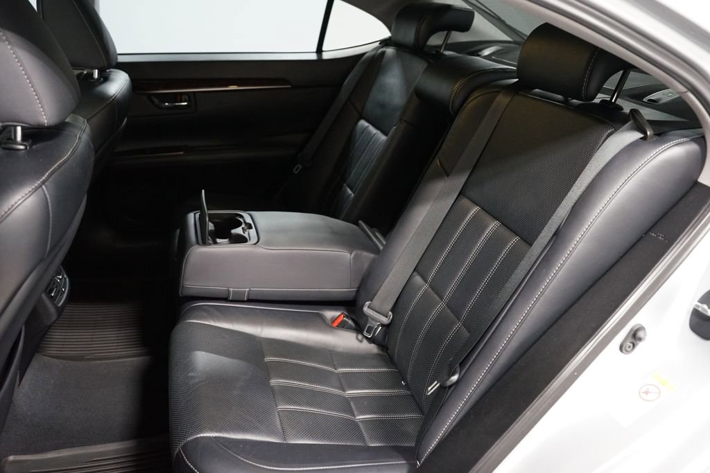 Used 2018 Lexus ES 350 w/ Luxury Package w/Wood Trim FWD image 30