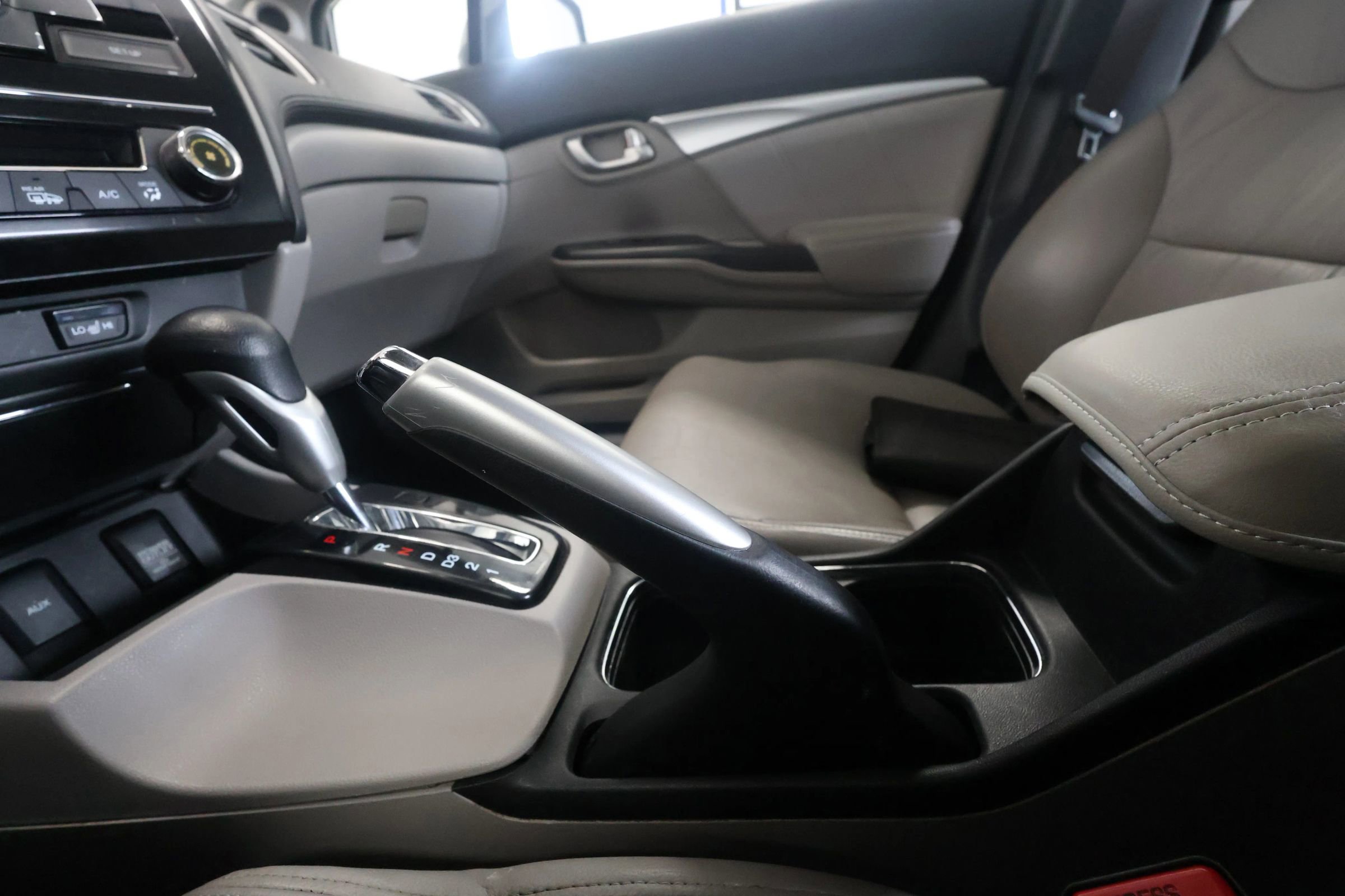 Used 2013 Honda Civic EX-L image 23