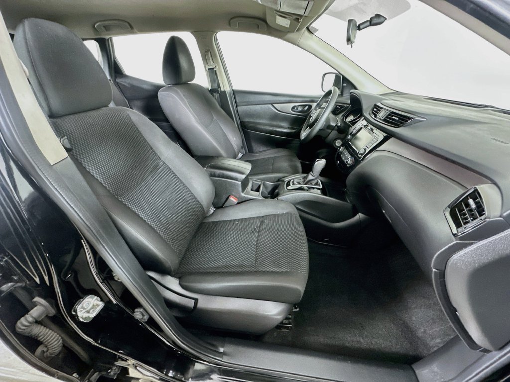 Used 2019 Nissan Rogue Sport S AWD/4WD image 6