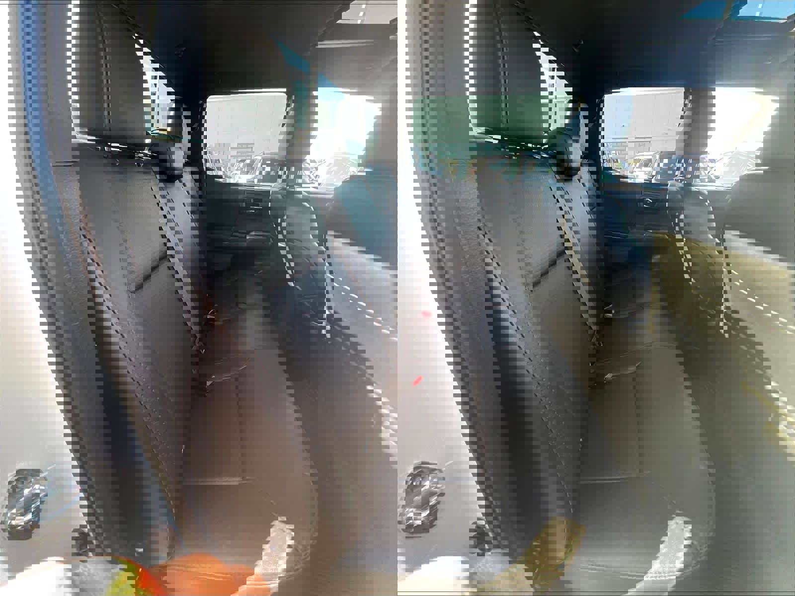 Used 2022 Toyota Tacoma TRD Off-Road w/ TRD Premium Off Road Package image 29