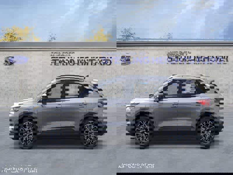 New 2026 Ford Escape SE image 3