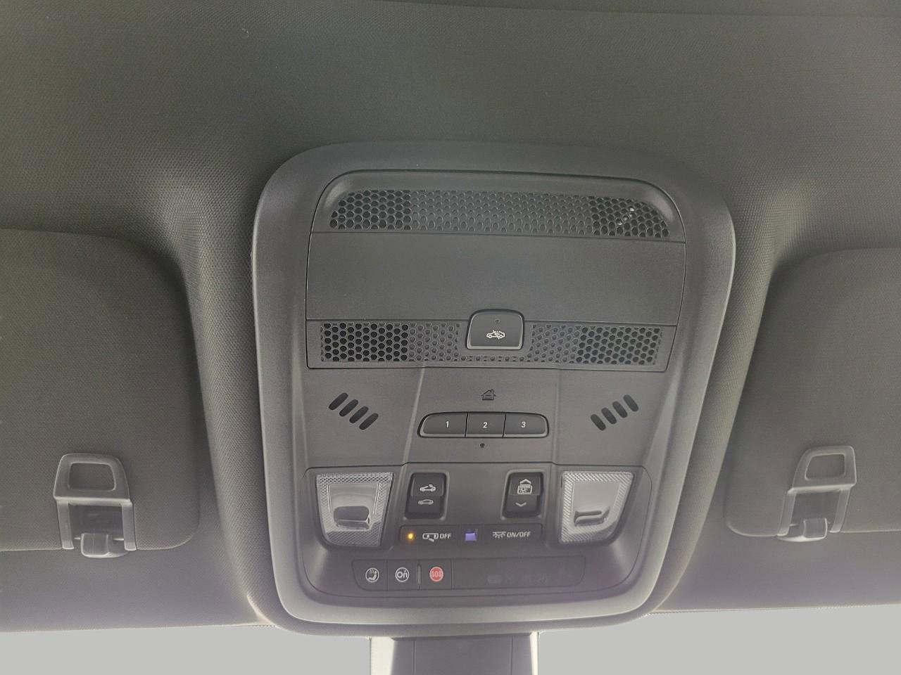 Certified 2022 Cadillac XT6 Sport w/ Technology Package image 19