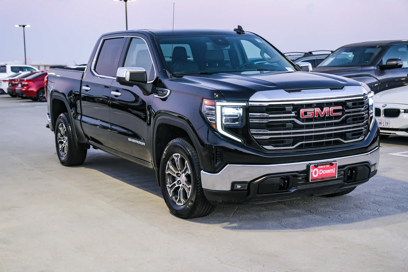 Used 2025 GMC Sierra 1500 SLT RWD image 3