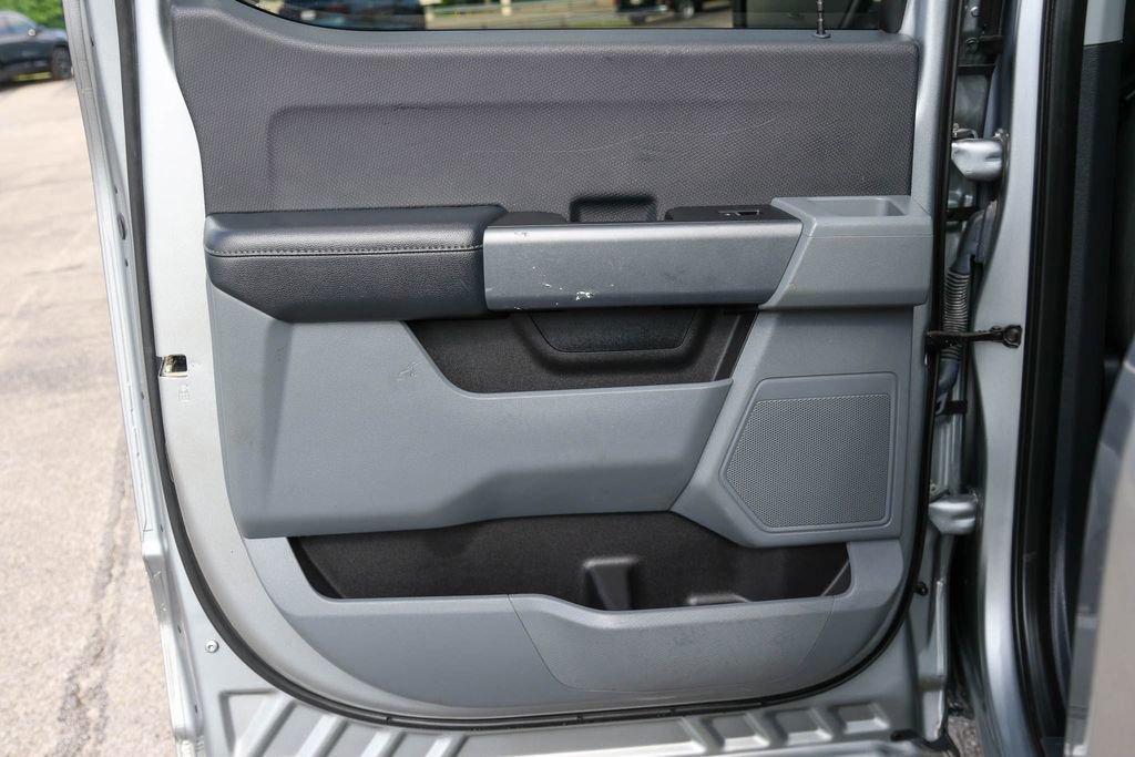 Used 2023 Ford F150 XLT RWD image 12