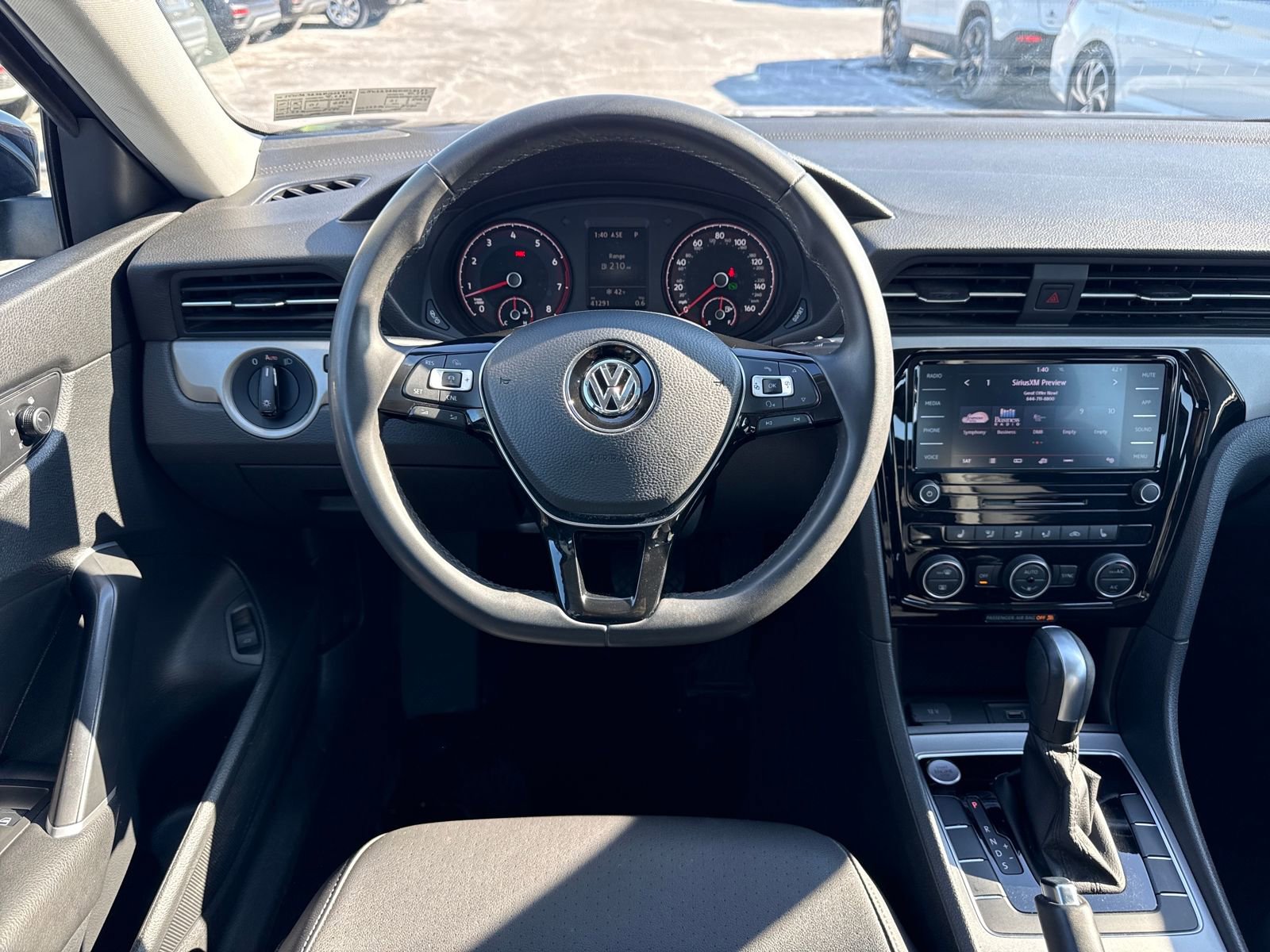 Certified 2021 Volkswagen Passat 2.0T SE image 14