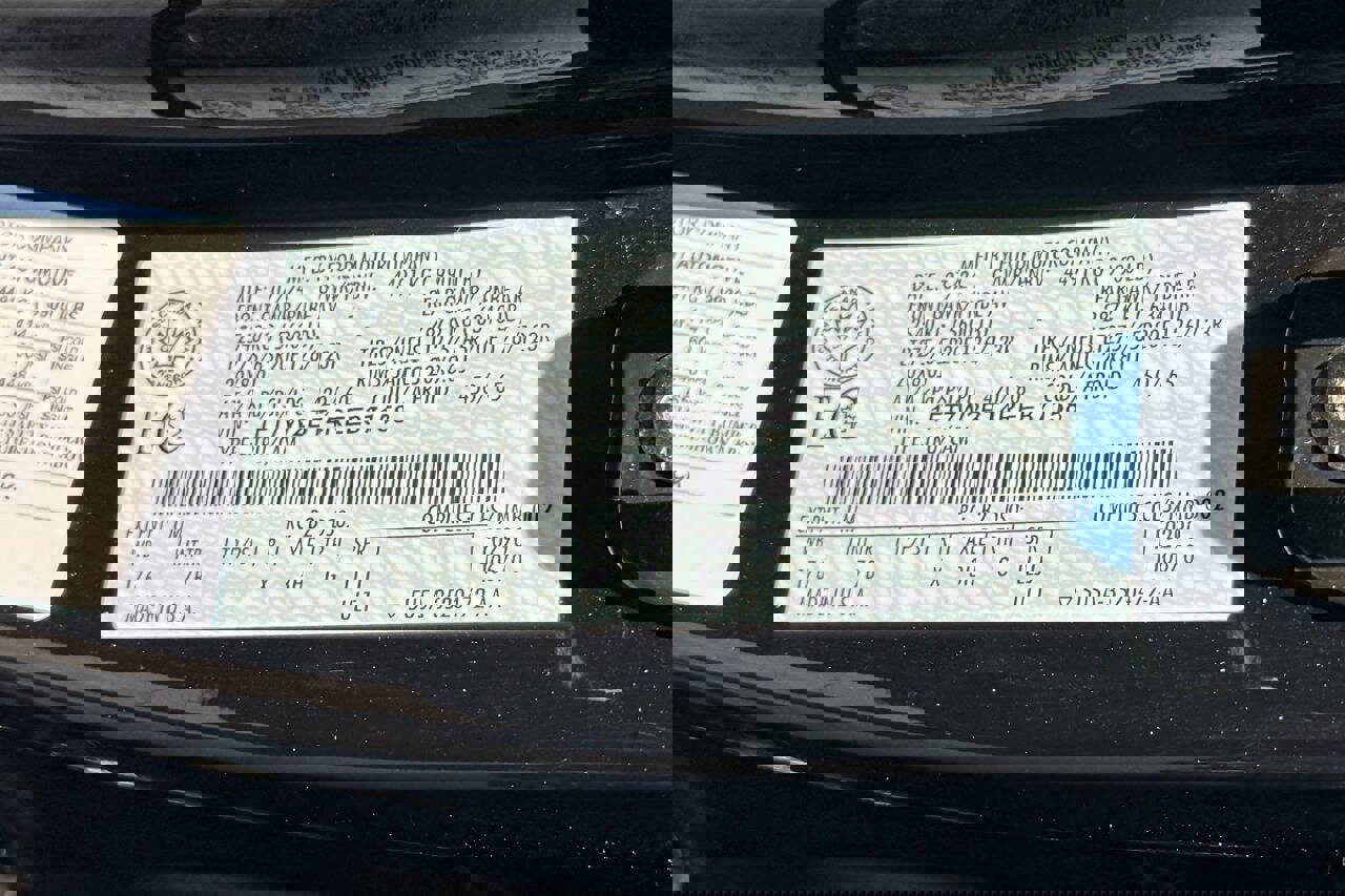 Used 2024 Ford F250 Platinum image 19