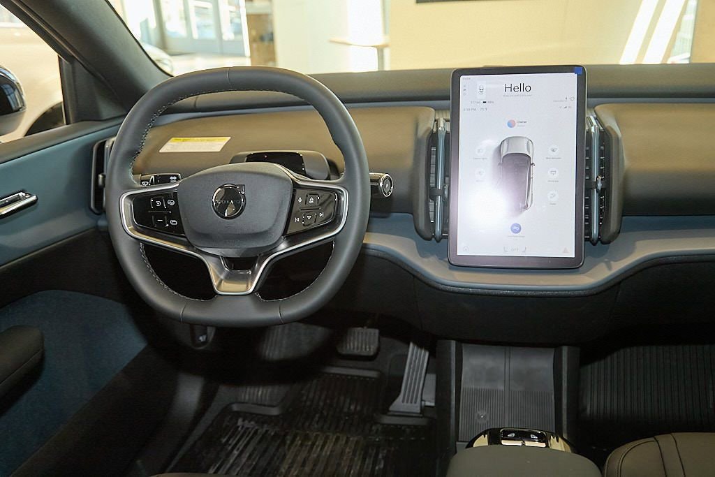 New 2026 Volvo EX30 Plus w/ Climate Package image 17