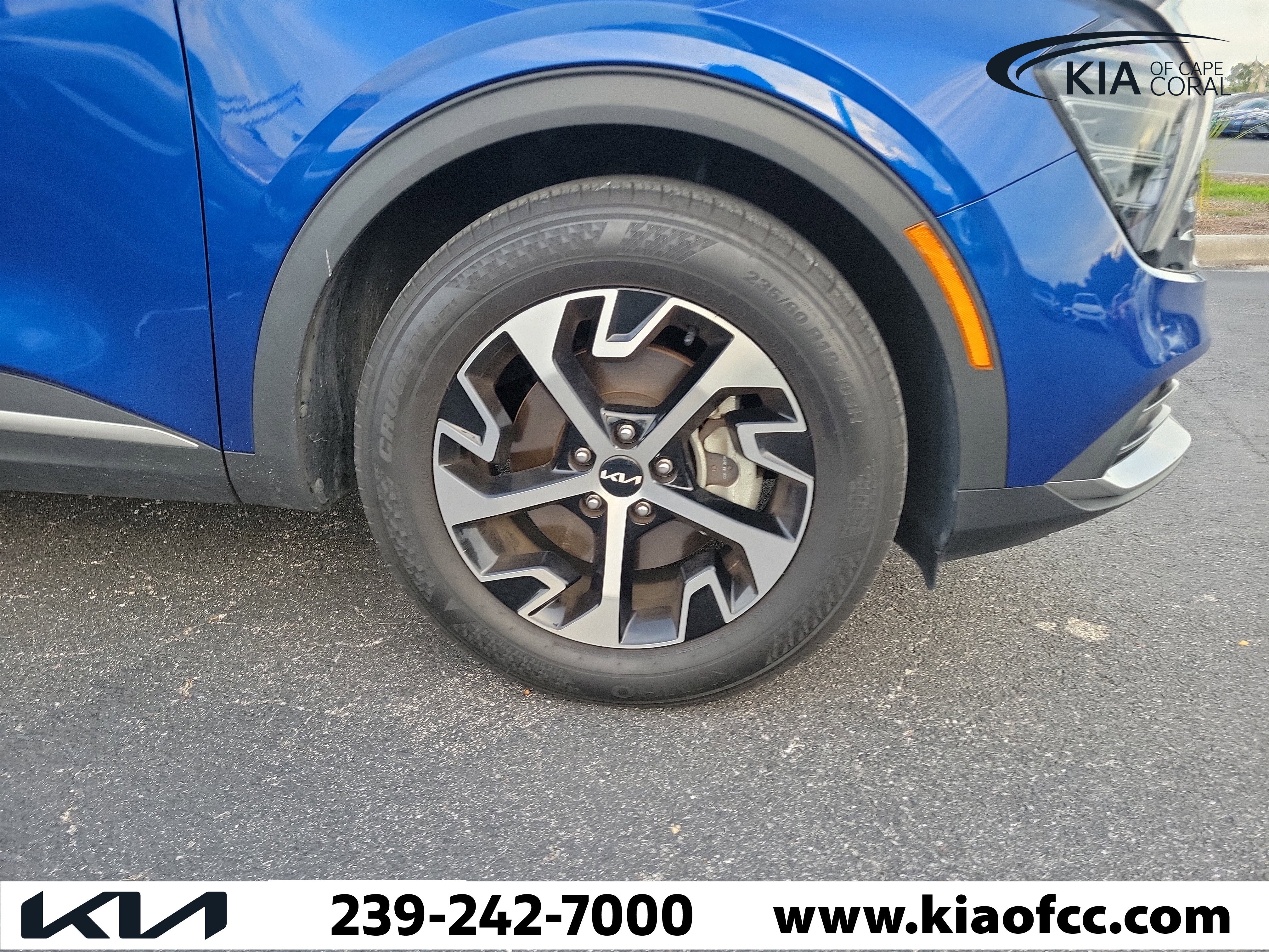 Certified 2024 Kia Sportage EX FWD image 7