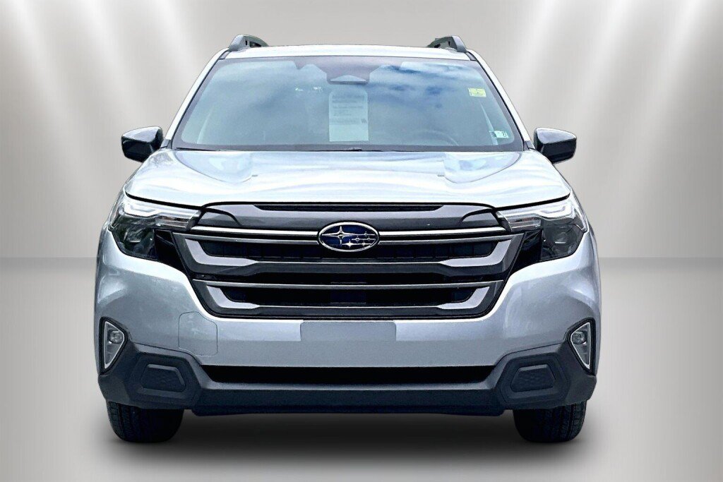 Certified 2026 Subaru Forester Premium AWD/4WD image 2