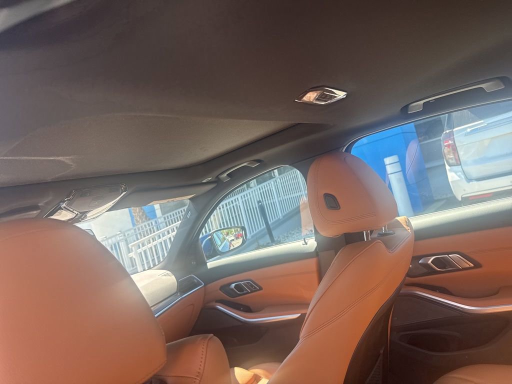 Used 2020 BMW 330i Sedan w/ Premium Package image 15