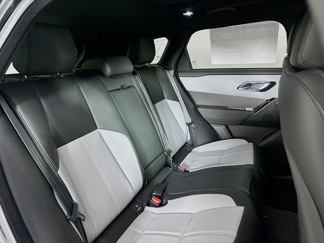 Used 2026 Land Rover Range Rover Velar S AWD/4WD image 27
