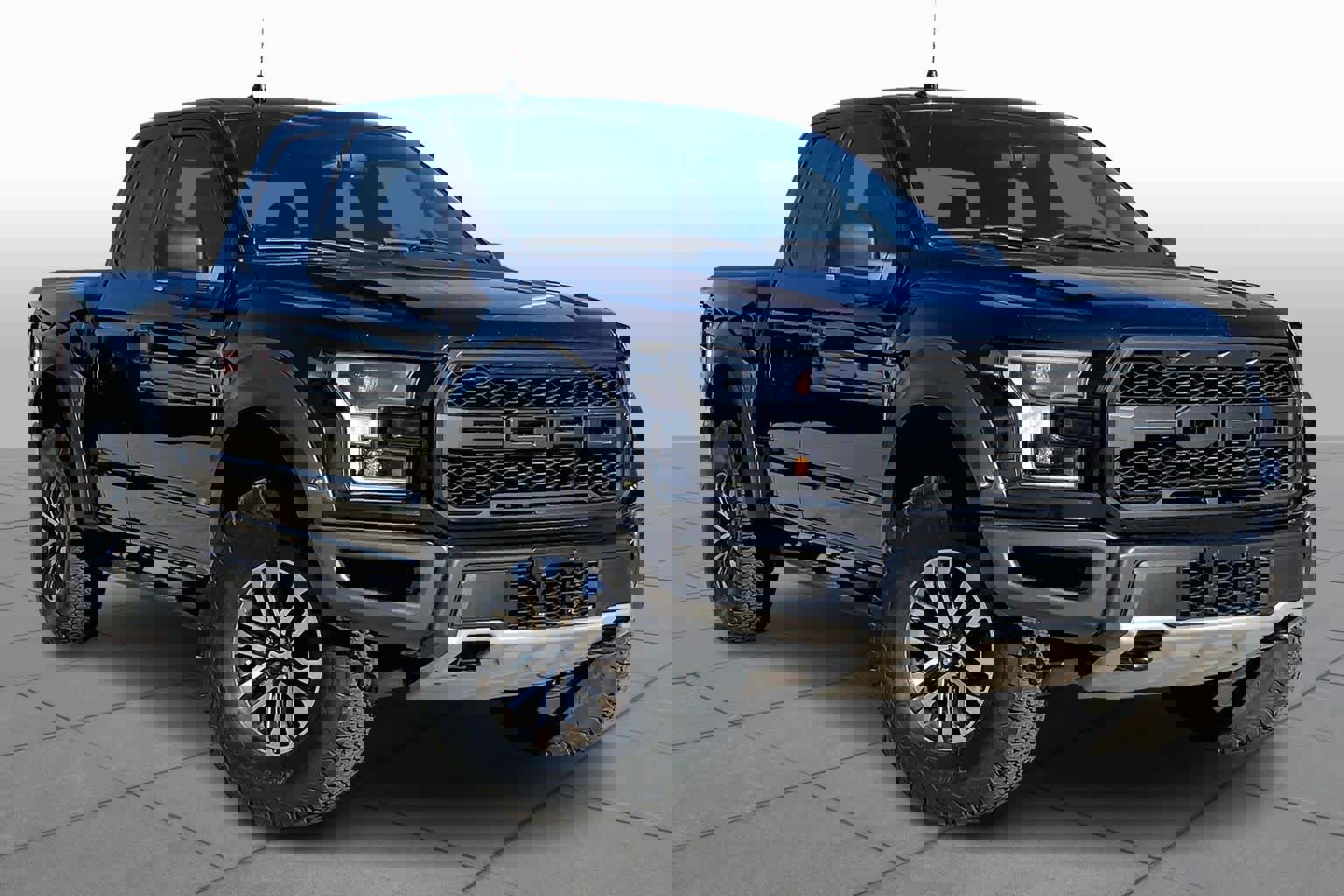 Used 2020 Ford F150 Raptor image 3