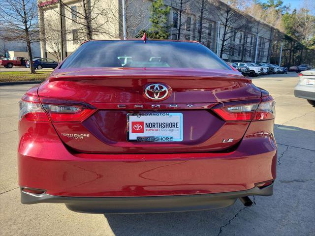 Certified 2022 Toyota Camry LE image 5