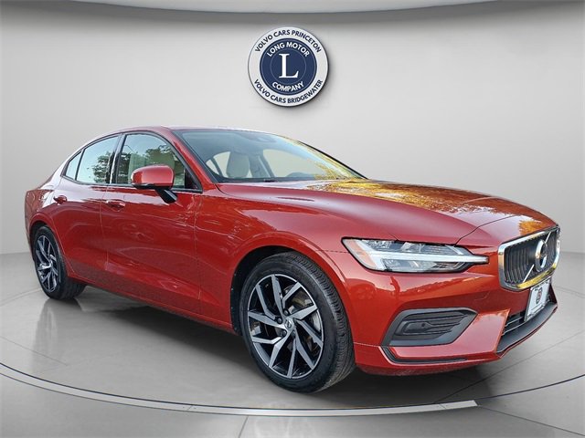 Used 2020 Volvo S60 T5 Momentum