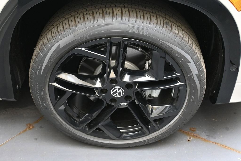 New 2026 Volkswagen Tiguan SE R-Line AWD/4WD image 10