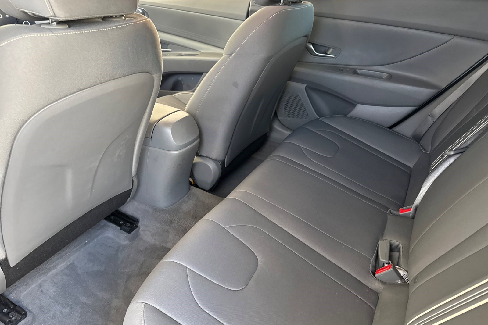 Used 2023 Hyundai Elantra SEL image 26