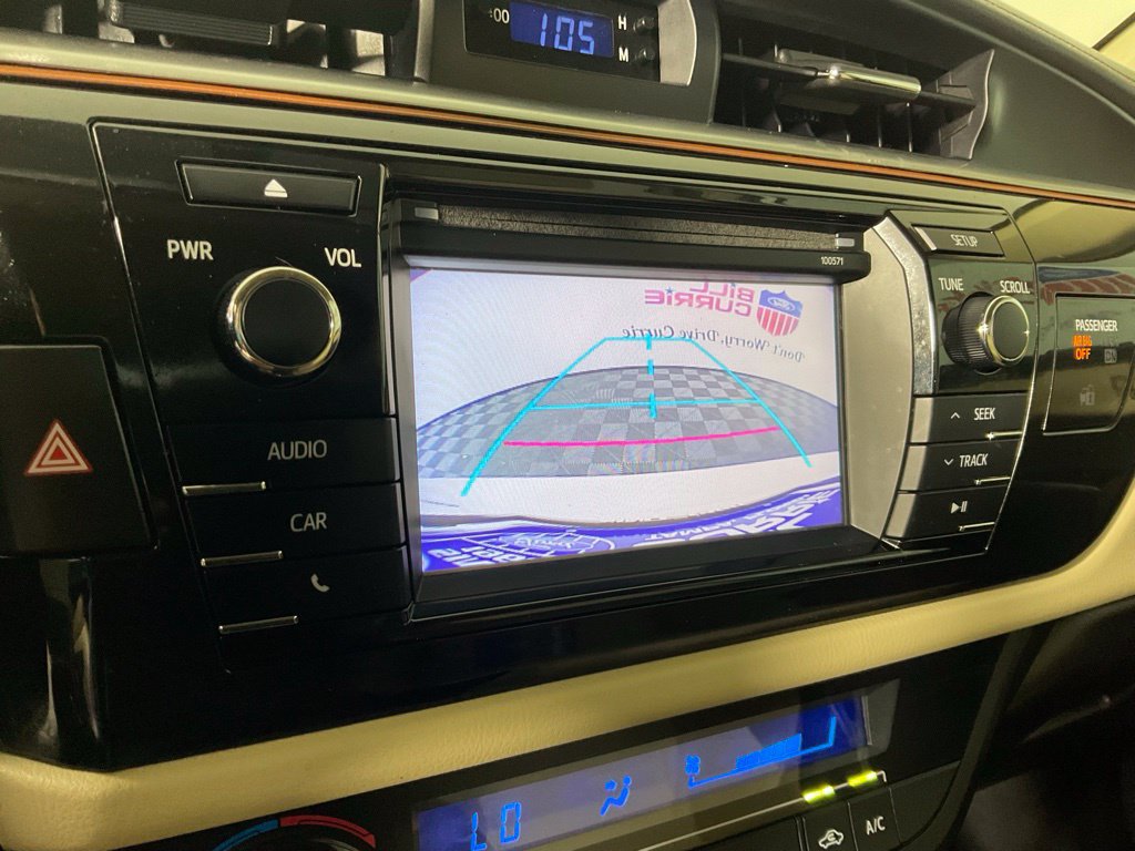Used 2016 Toyota Corolla LE FWD image 22