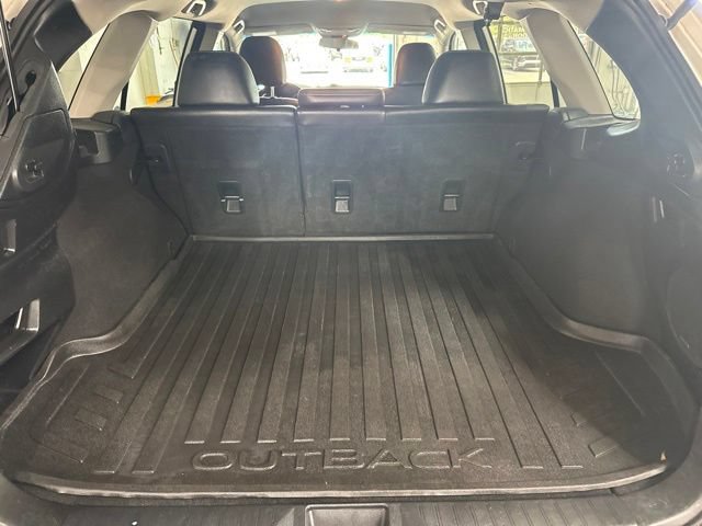 Used 2016 Subaru Outback 2.5i Limited AWD/4WD image 23