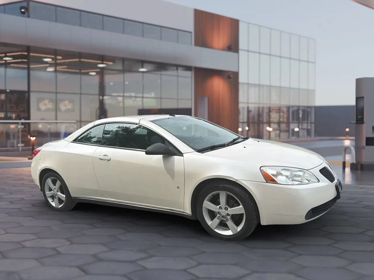 Used 2008 Pontiac G6 GT FWD image 18