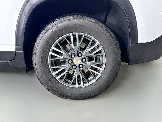 Used 2024 Chevrolet Traverse LT image 33