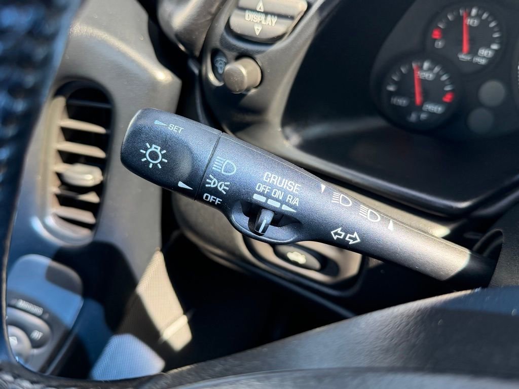 Used 2000 Chevrolet Corvette Convertible image 16