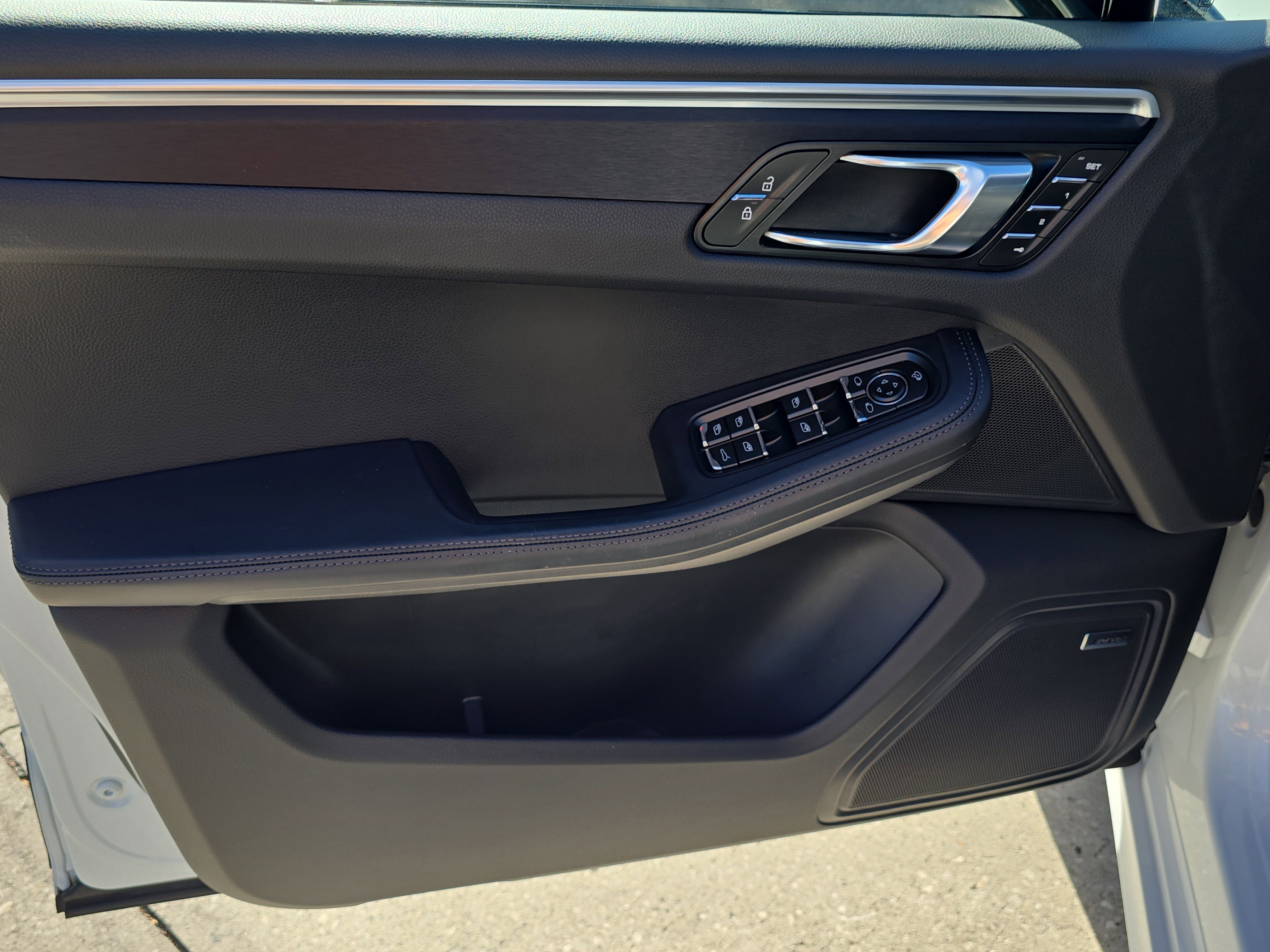 Used 2024 Porsche Macan GTS image 20