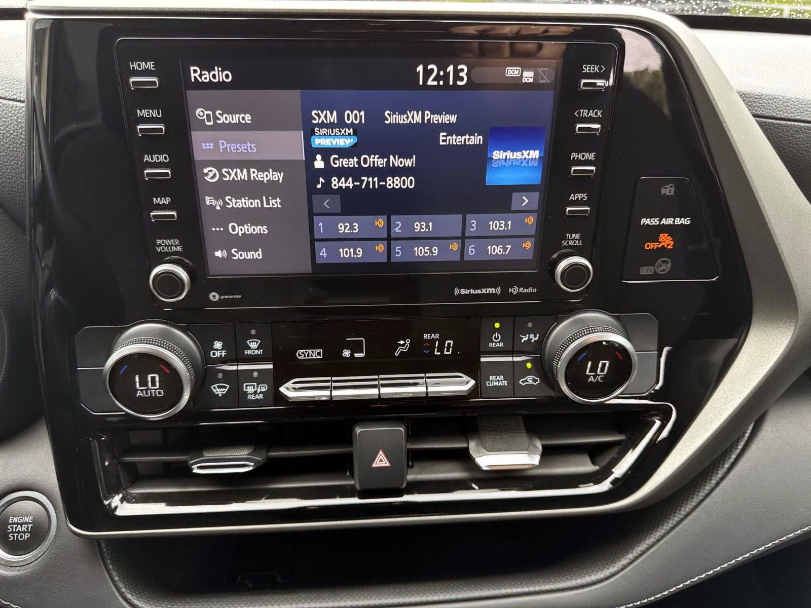 Used 2021 Toyota Highlander LE image 26