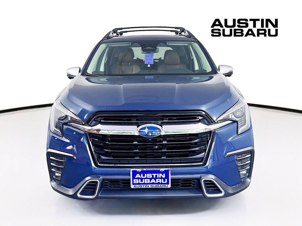 Used 2023 Subaru Ascent Touring image 2