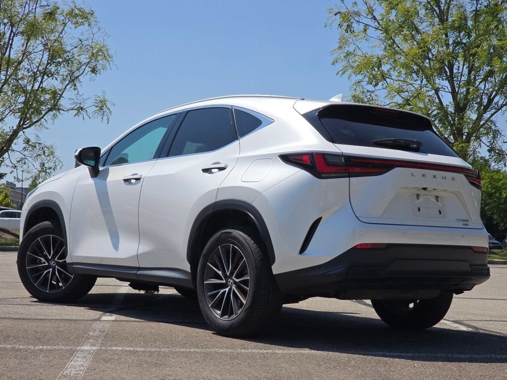 Used 2025 Lexus NX 250 AWD w/ Accessory Package (2T) image 15