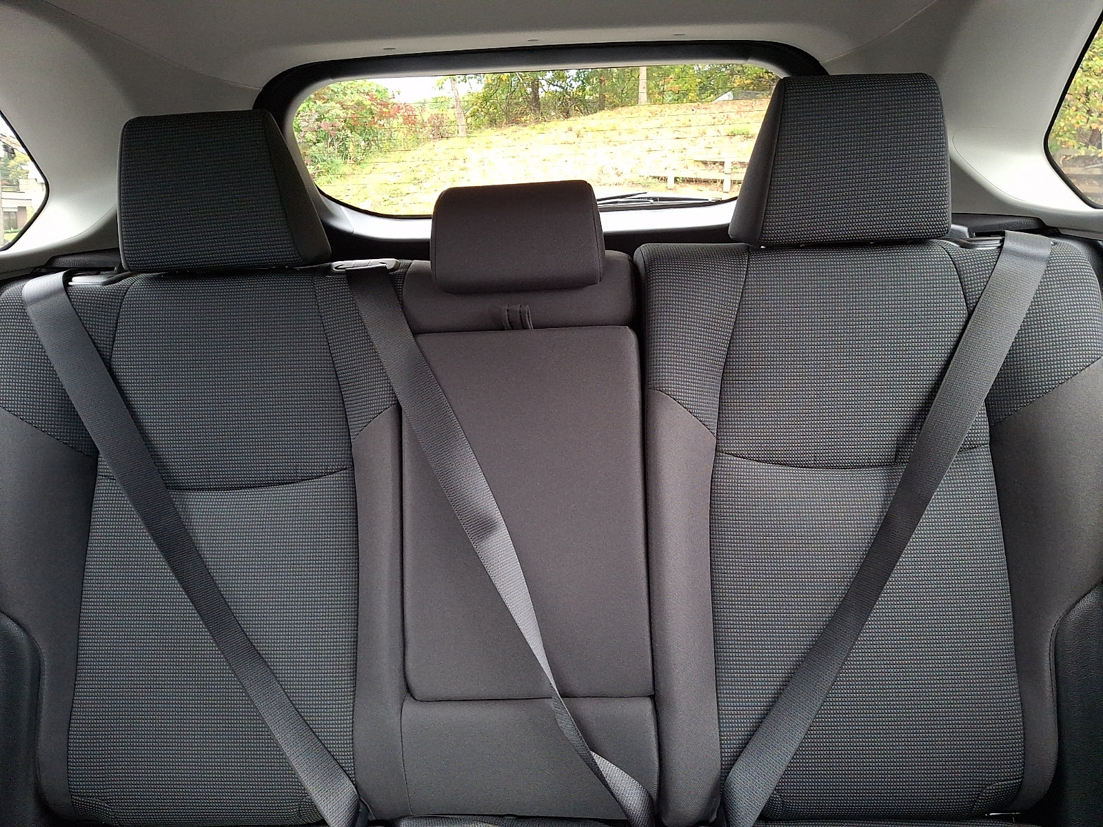Used 2023 Toyota RAV4 LE AWD/4WD image 19