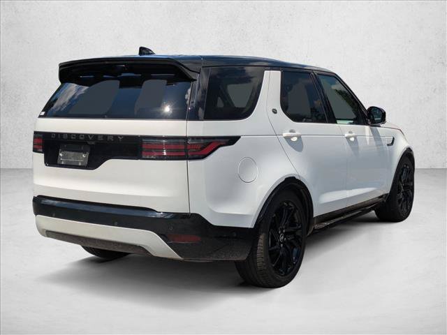 Used 2025 Land Rover Discovery Dynamic SE AWD/4WD image 5