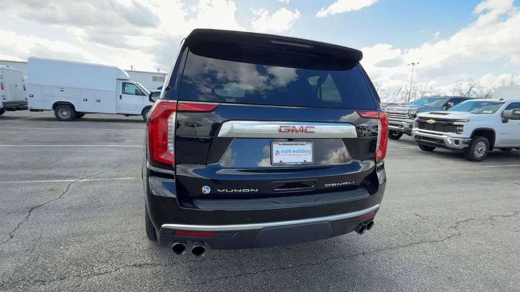 Used 2024 GMC Yukon XL Denali AWD/4WD image 7