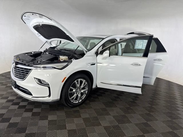 Used 2023 Buick Enclave Essence w/ Experience Buick Package AWD/4WD image 12