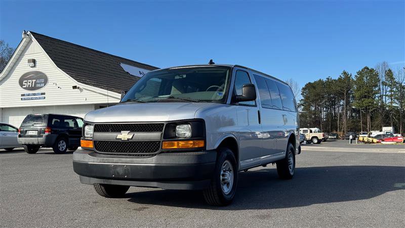 Used 2017 Chevrolet Express 2500 LS image 2