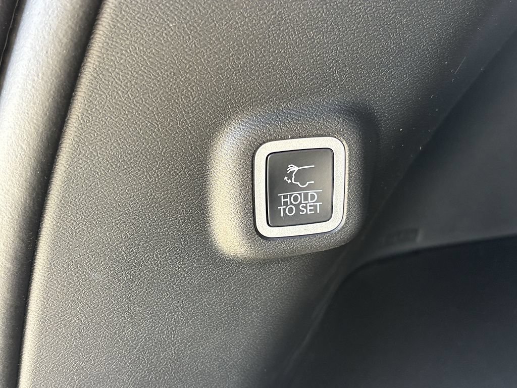 New 2026 Jeep Cherokee Overland w/ Advanced Pro Tech Group AWD/4WD image 23