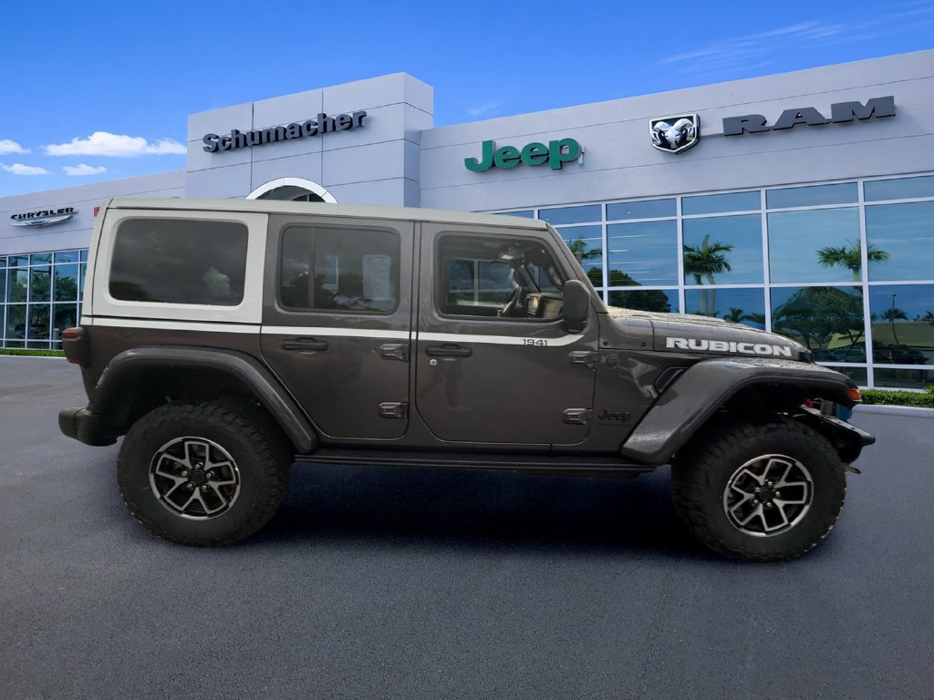 New 2027 Jeep Wrangler Unlimited Sahara AWD/4WD image 8