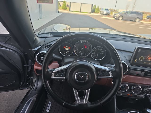 Used 2017 MAZDA MX-5 Miata RF Grand Touring image 15