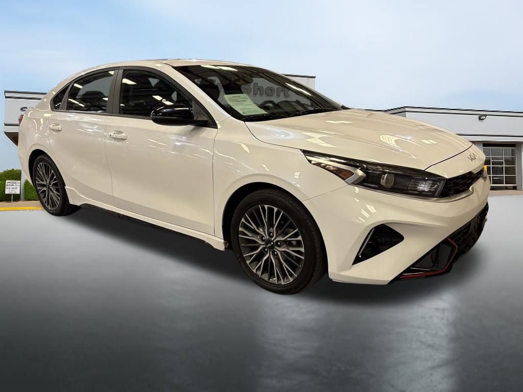 Used 2024 Kia Forte GT-Line w/ GT-Line Premium Package FWD image 7