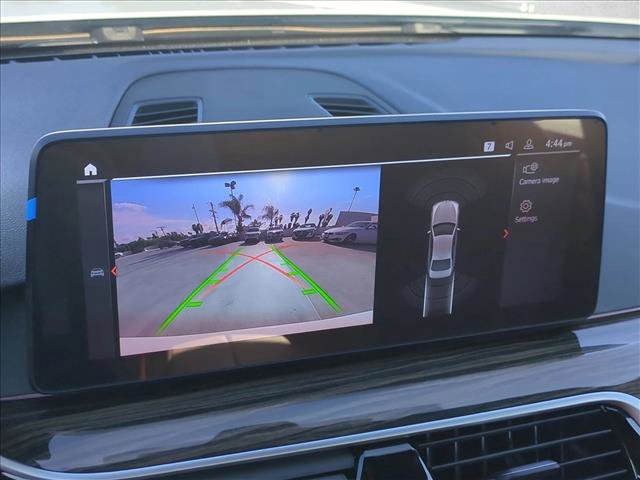 Used 2023 BMW 540i w/ Premium Package image 14