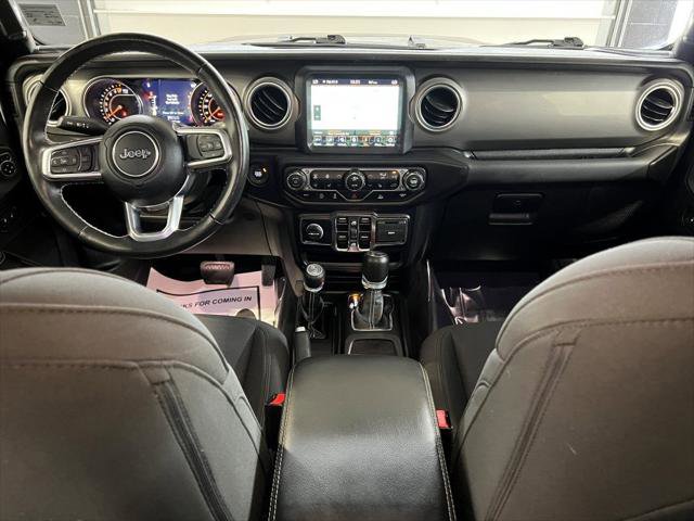 Certified 2022 Jeep Wrangler Unlimited Sahara w/ Cold Weather Group image 18