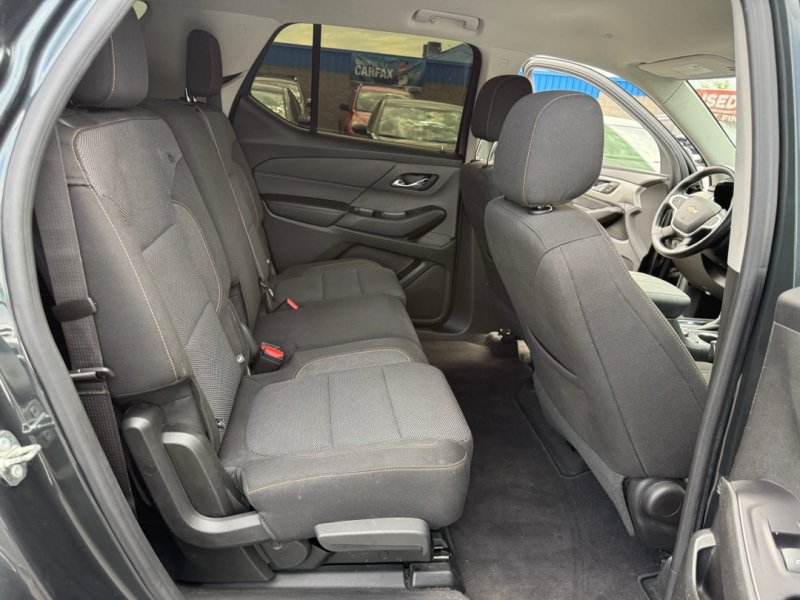 Used 2018 Chevrolet Traverse LT AWD/4WD image 25