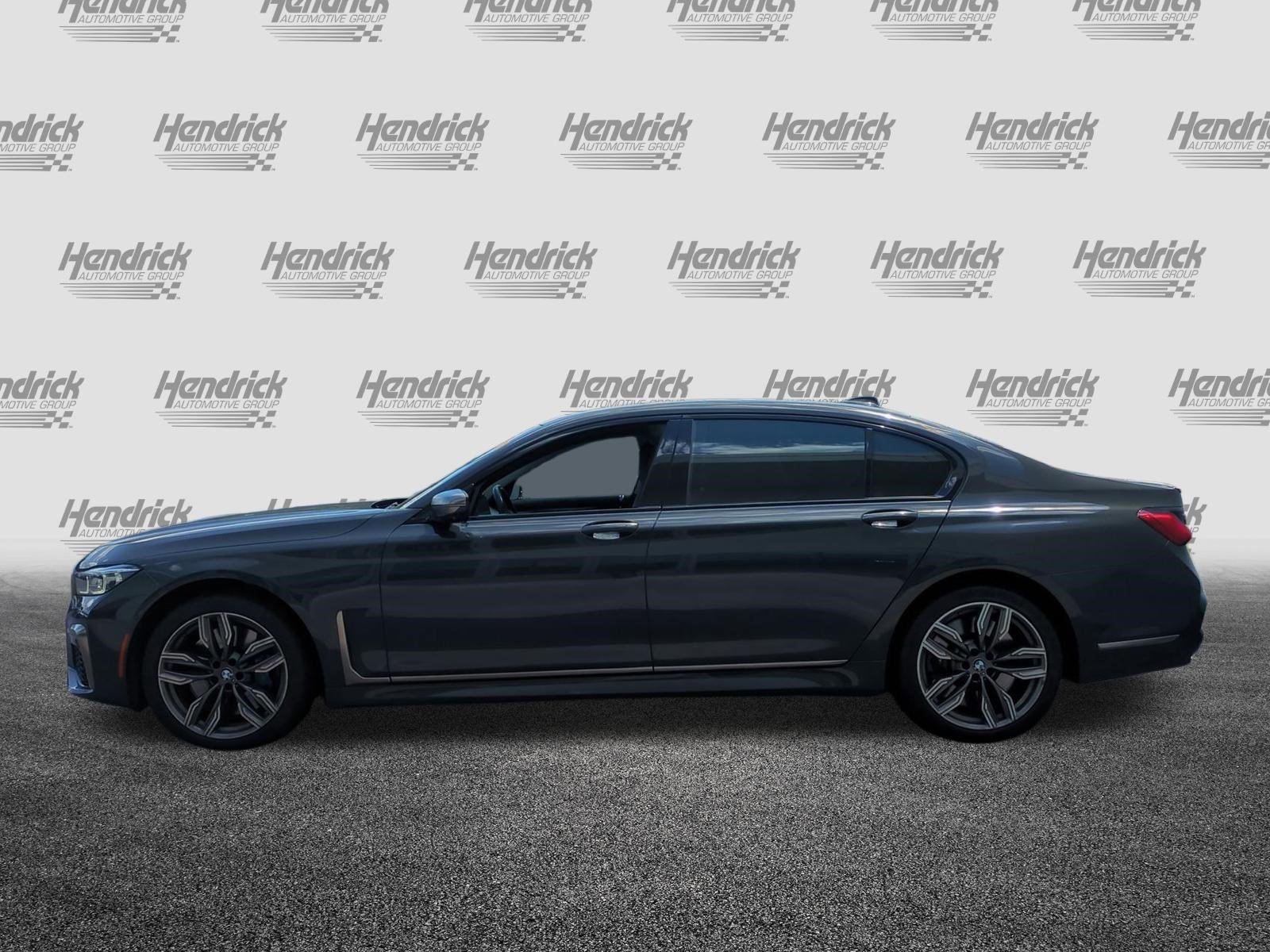 Used 2022 BMW M760i xDrive AWD/4WD image 7