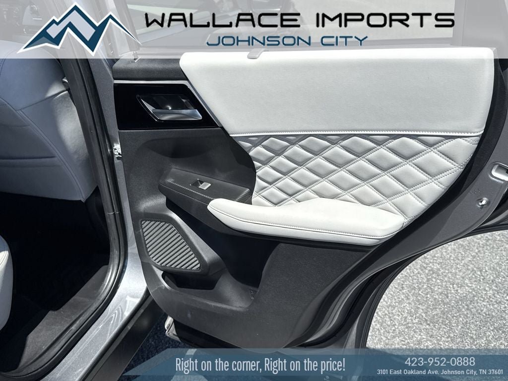 Used 2024 Mitsubishi Outlander SEL AWD/4WD image 39