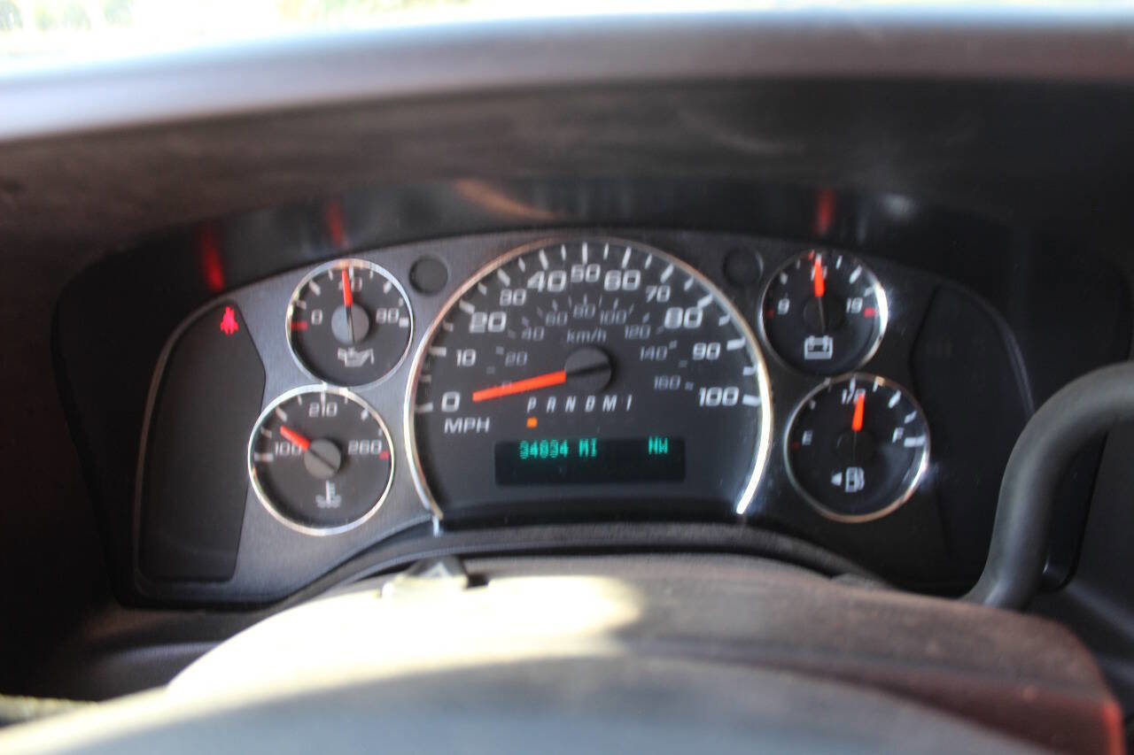 Used 2013 Chevrolet Express 3500 LT w/ LT Preferred Equipment Group image 15