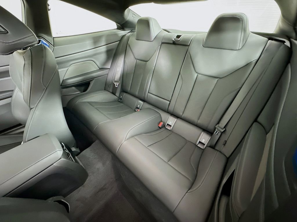 New 2026 BMW 440i xDrive Coupe w/ Parking Assistance Package image 31