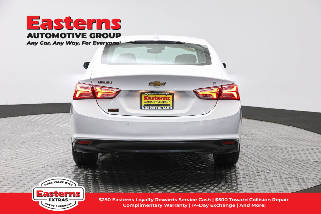 Used 2024 Chevrolet Malibu LT FWD image 7